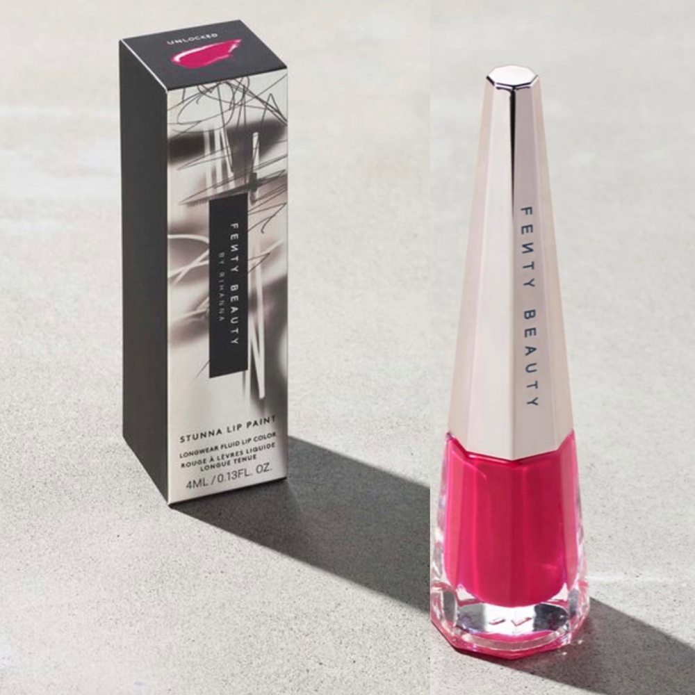 ✨🆕💋FENTY BEAUTY STUNNA LIP PAINT💋
